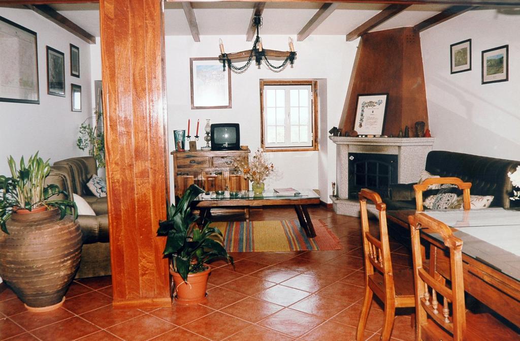 Quinta Do Vale Sanguinho Villa Seia Room photo